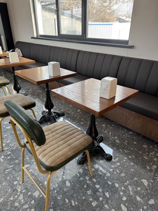 Стулья для кофейни