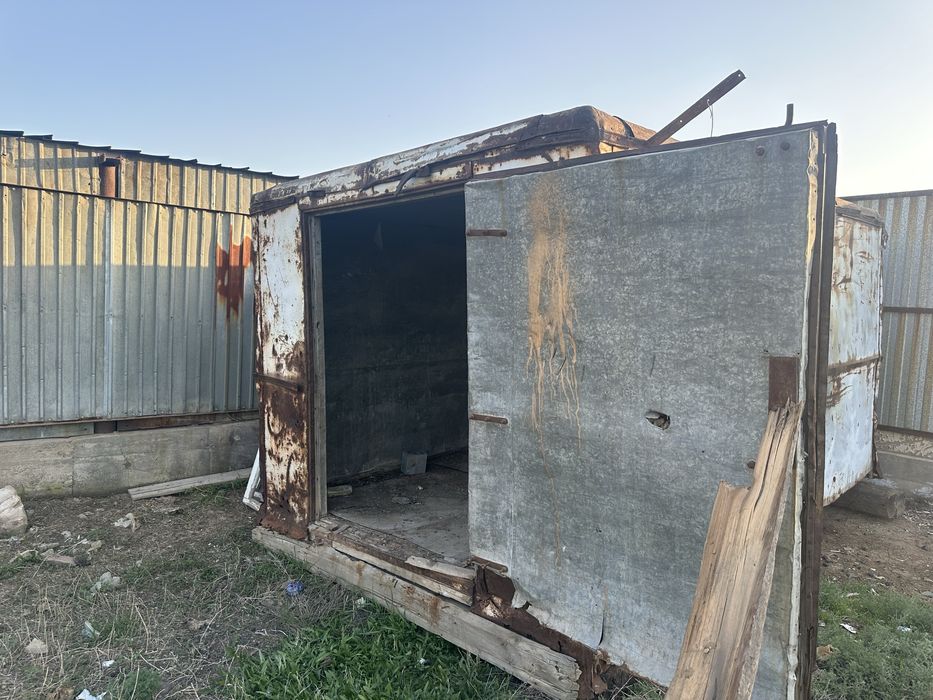 Продам контейнер, утепленный весь,