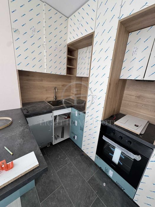 Продава се Тристаен апартамент в Пловдив, Кючук Париж - 87 кв.м за 973 €/кв.м - Снимка #3