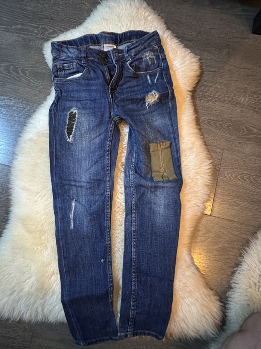 Vand jeans baiat Zara