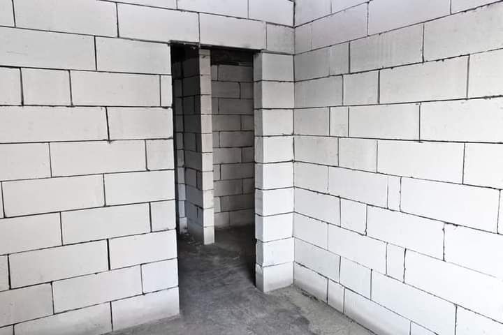 Execut renovări,consolidari,și extindere case vechi