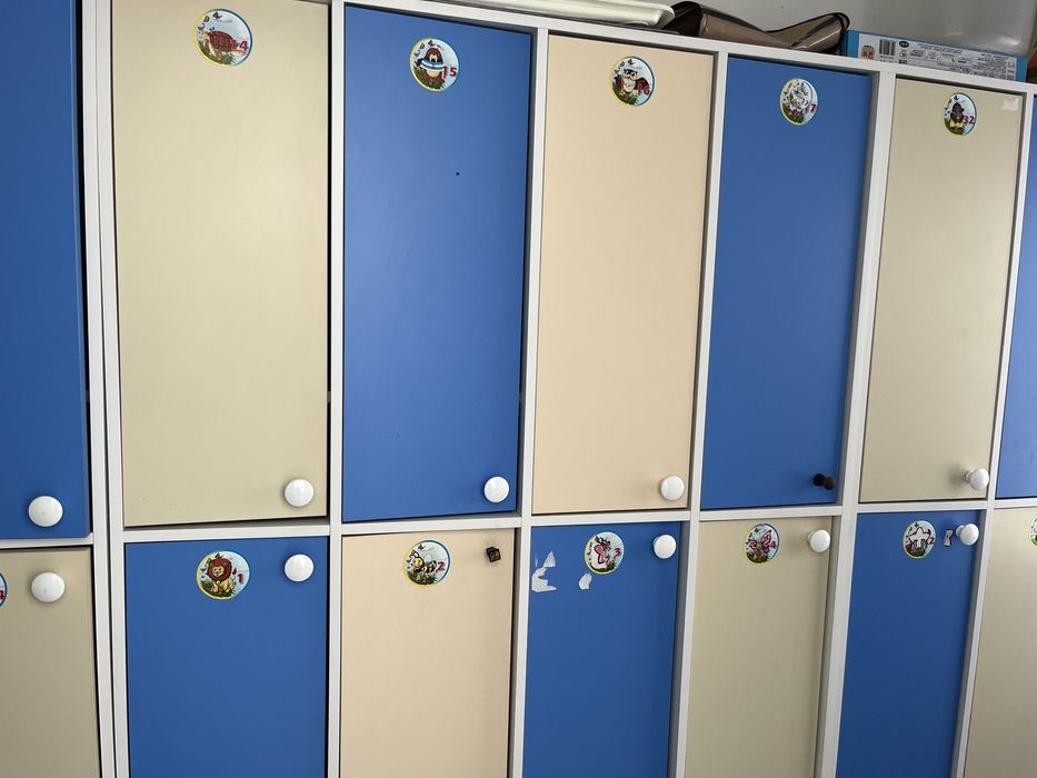 Продам шкафчики 12 штук