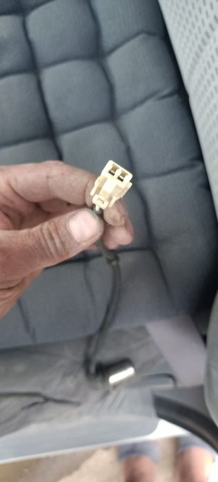 Датчик ABS Mazda MPV