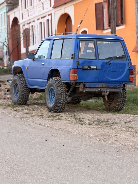 Nissan y60 2.8  schimb cu E300 d  an 1990-1994