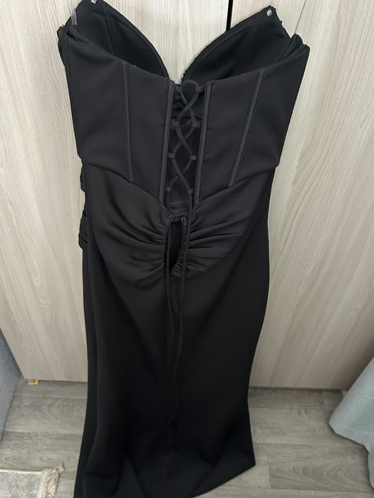 Продам шикарное платье