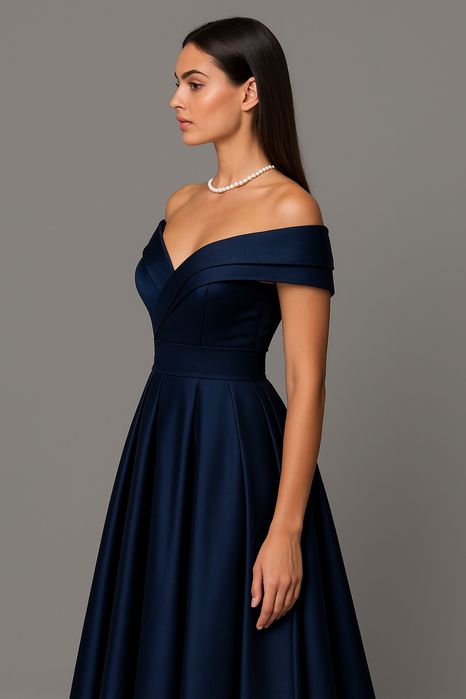 Платье вечернее атласное