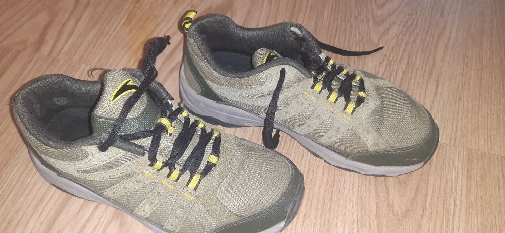 продам кроссовки в хорошем состоянии