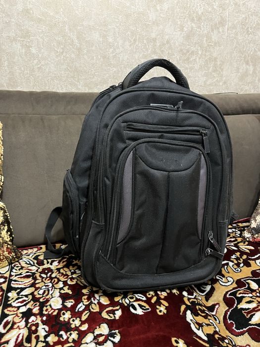 Рюкзак Perry Ellis американский