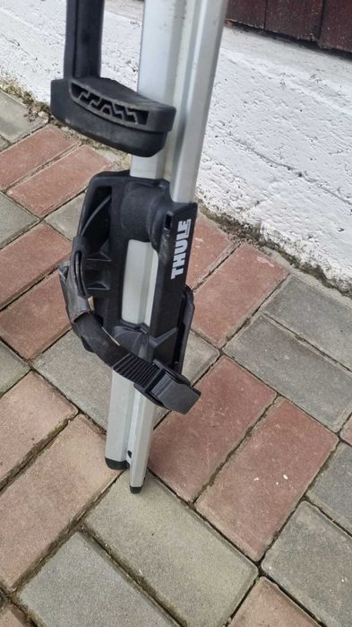 Bare Thule auto aproape noi foarte putin utilizate 2 buc