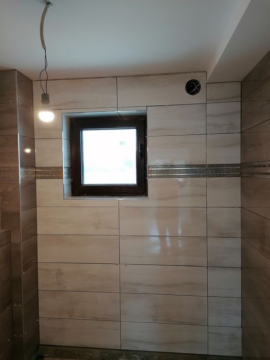 Zugrav faianțar particular