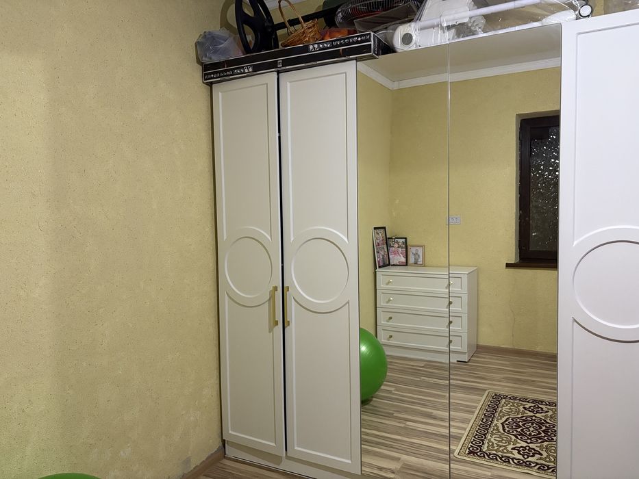 Спальный гарнитур