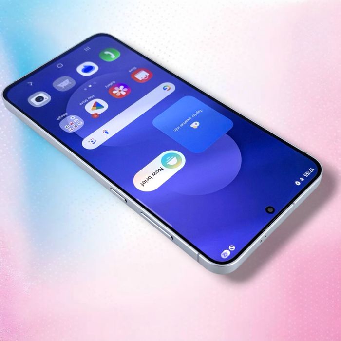 КАТО НОВ! Samsung Galaxy S25 FE 5G 128GB 8RAM Navy Гаранция!