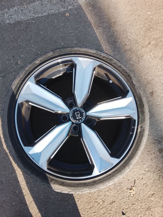 Комплект дисков с резиной  r18