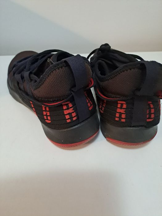 Pantofi sport,marca jordan