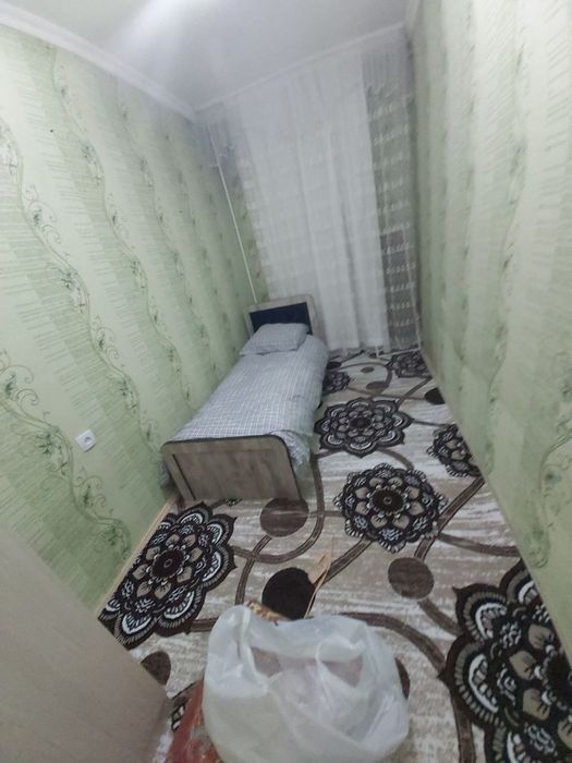 Srochniy arenda 4 xona 5/9 Botkina Shoxona restoranona