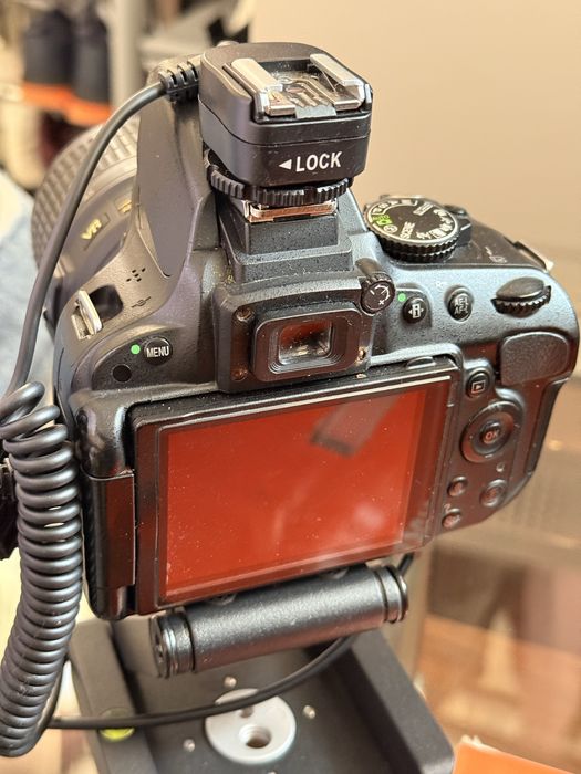 Nikon D5100 + Obiectiv 18-55mm VR – Ideal Photo Booth / Cabină Foto