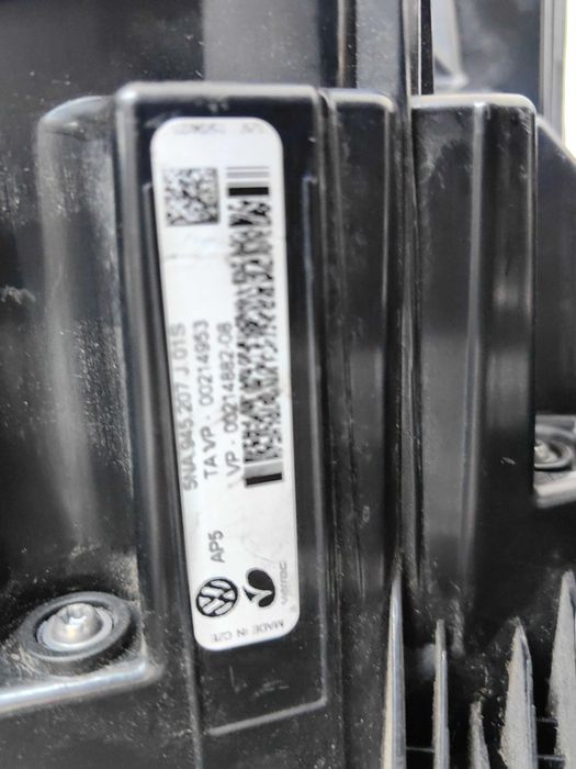 Оригинални стопове Vw Tiguan IQ.Light 2021