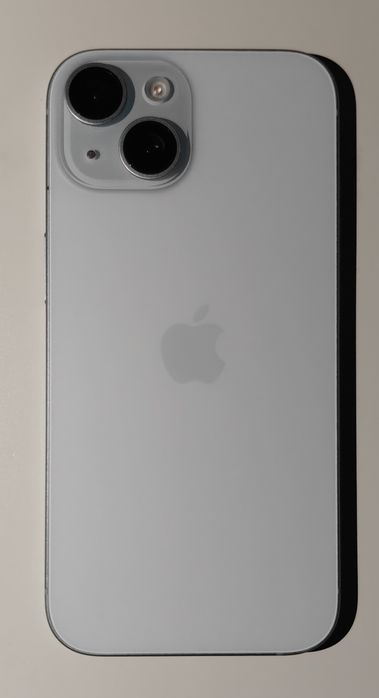 Vând iPhone 15 128gb 100% Baterie Alb