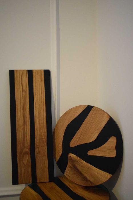 Platou din lemn de stejar si  rășină epoxidică