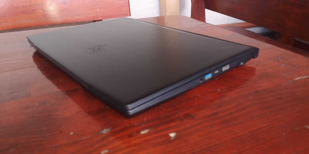 Gaming Laptop MSI Katana GF66 11UE – RTX 3060 / i5 / 144Hz