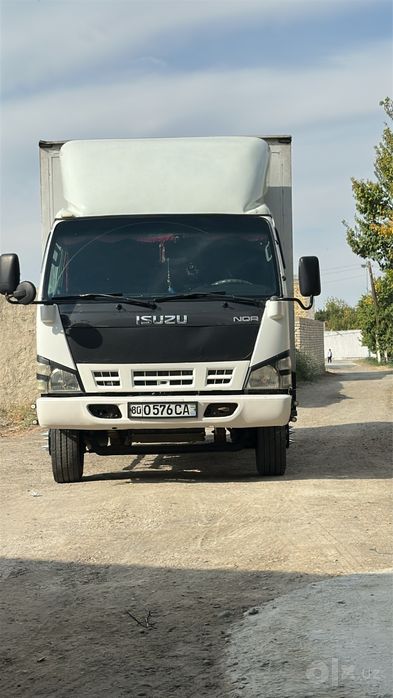 Isuzu sotiladi Yili 2011 prabeg 8 krug