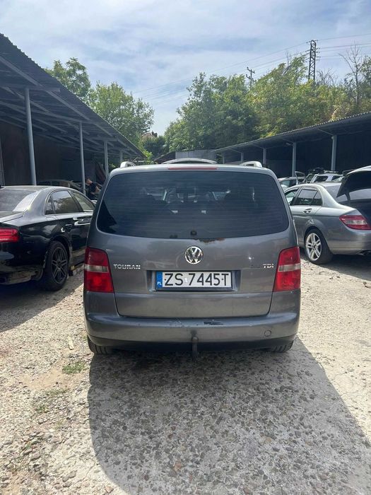 Volkswagen Touran 2.0TDI 140hp 05г na chasti Фолксваген Туран на части