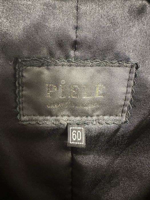 Geaca neagra de piele naturala