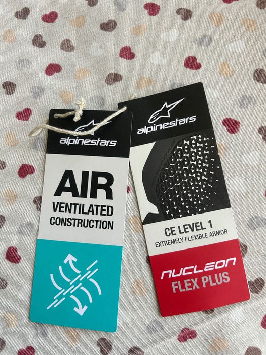 Мото яке Alpinestars Ast1 v3 air размер L + протектор за гръб Alpinestars nucleon plasma