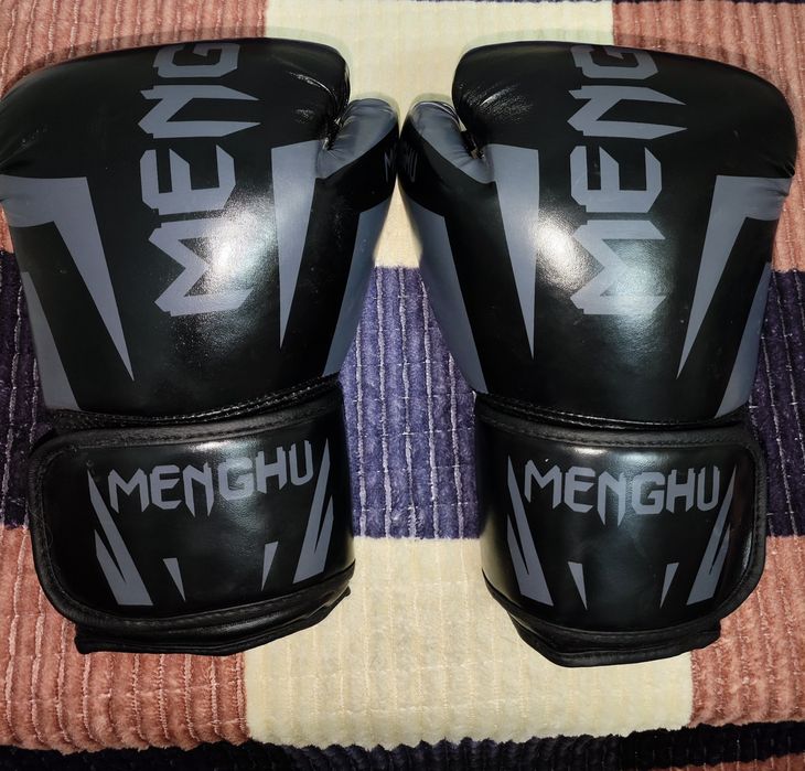 Боксёрские перчатки размер 13