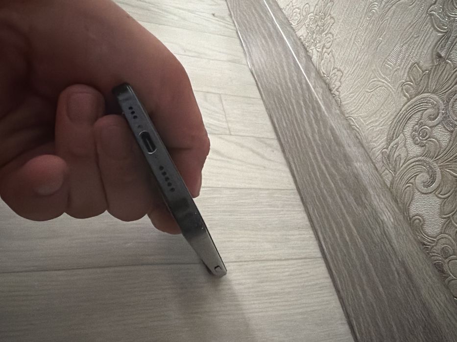 Iphone 15 продам срочно