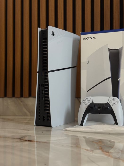 PlayStation 5 Slim (PS5) Disc Edition, 1Tb SSD, ca si nou!