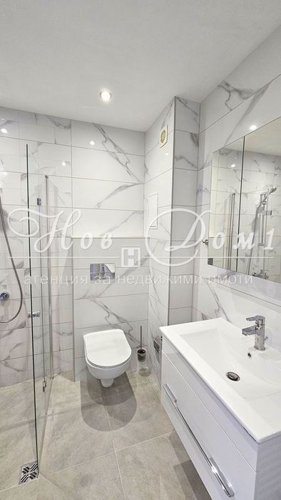 Дава се под наем Тристаен апартамент в София, Център - 82 кв.м за 797.64 € - Снимка #9
