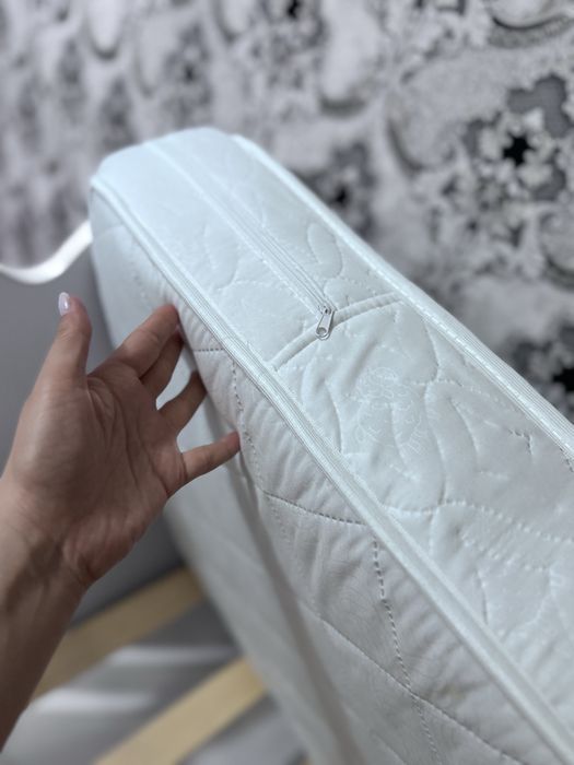 Продам детский кроват маятник