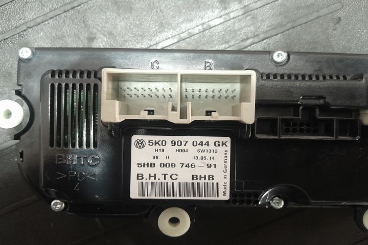 Comanda AC 5K0907044GK 5K0907044GK Volkswagen VW Tiguan prima generat