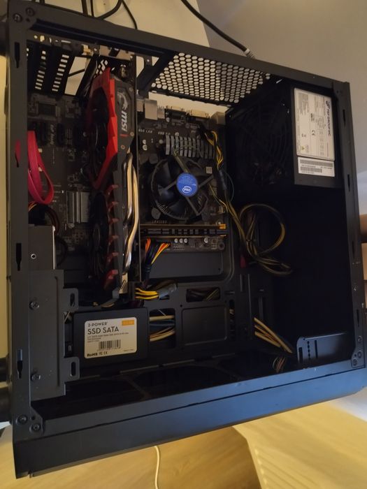 Pc gaming Intel i5 4590s, 12 GB, RX 470 4 gb, ssd 250+ 320 gb, 500W