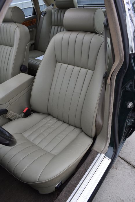 Jaguar XJ40 Sovereign - Cutie Manuala - Atestat Retromobil