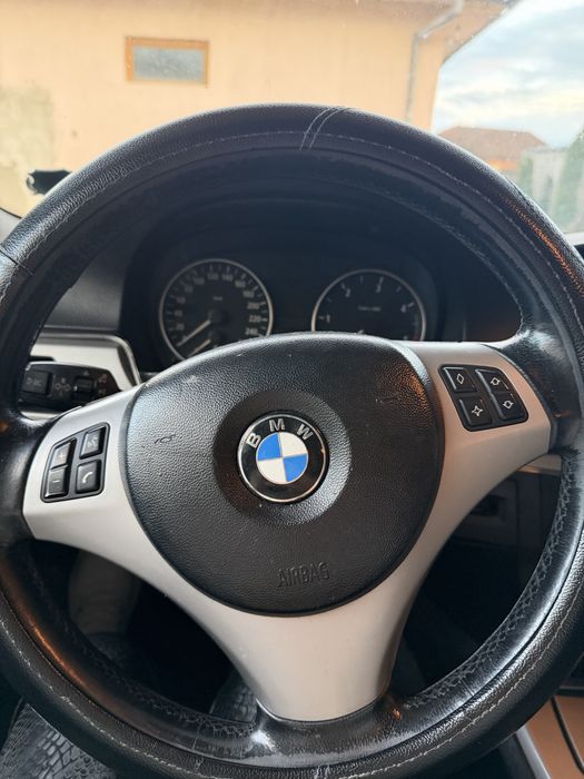 Bmw 320d, distributie fată