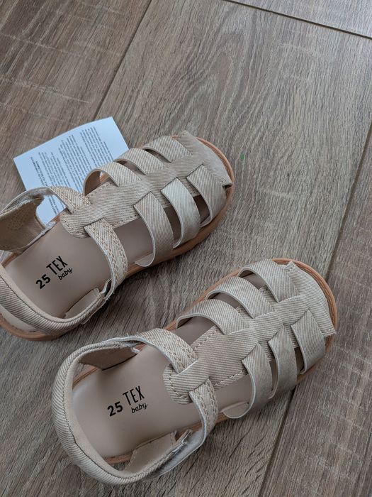 Vand sandale noi mar 25