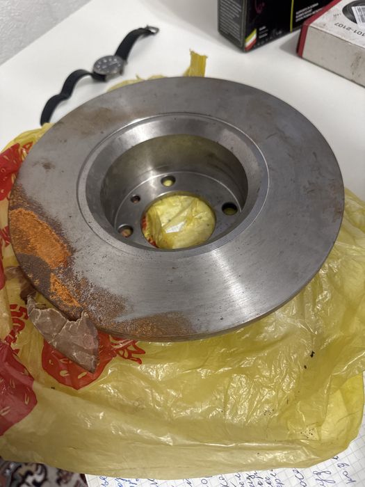 Передняя правая ступица ВАЗ 2107