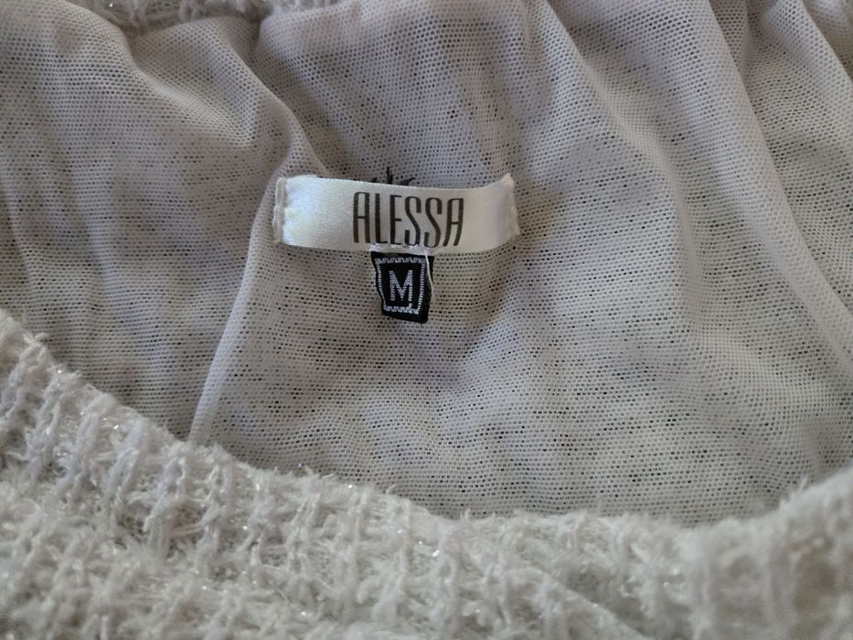 Пуловер Алесса и Love Moschino