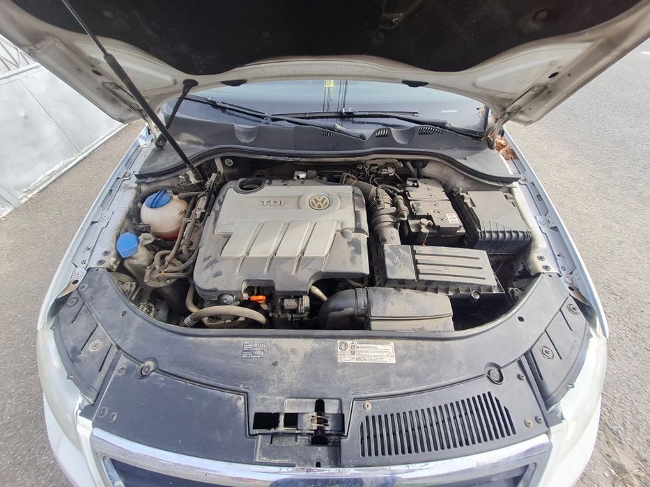 Vand volkswagen passat break,pretul este negociabil