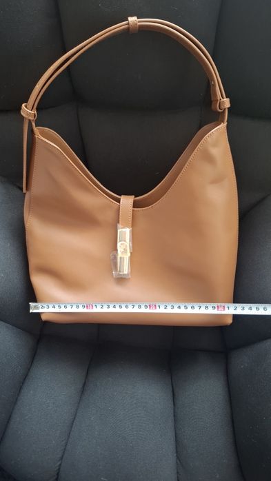 Furla кожена чанта