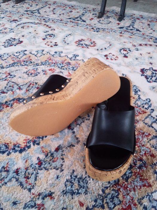 Vând sandale Zara nou nouțe