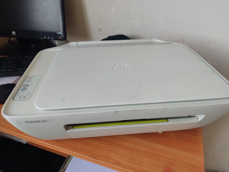 Продам принтер HP DeskJet 2130