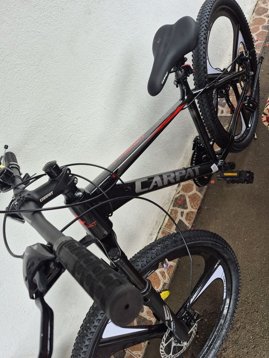 Vând bicicleta nou