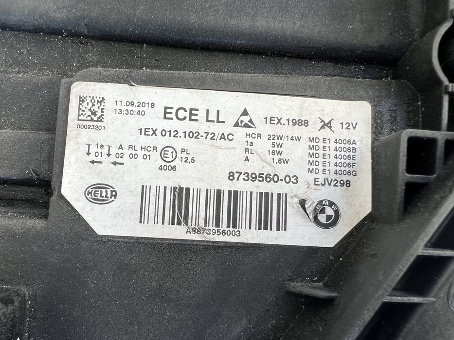 Far dreapta BMW Seria3 F30 F31 Full LED Adaptiv Shadow Line