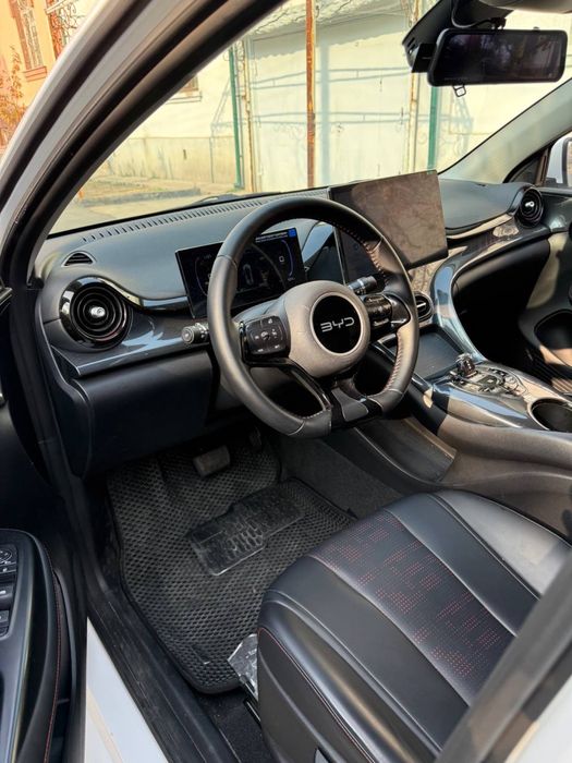 BYD E2 насияга сотилади 2024 йил