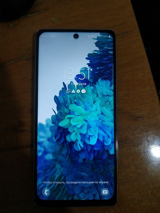 Samsung galaxy s20fe обмен