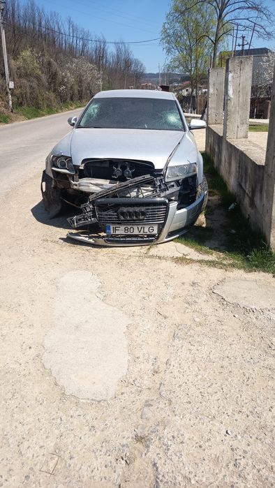 Vând audi A6 2.7