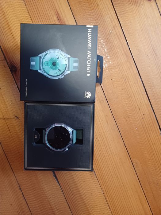 HUAWEI WATCH GT 6 смарт часовник в отлично състояние